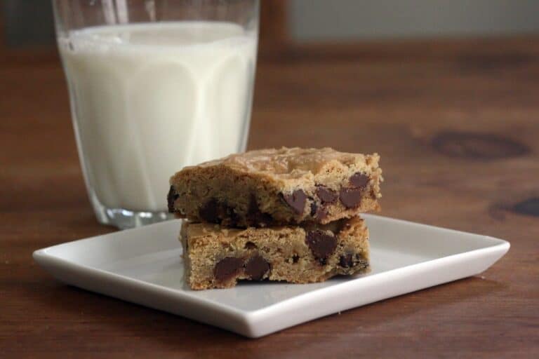 Chocolate Cookie Bars